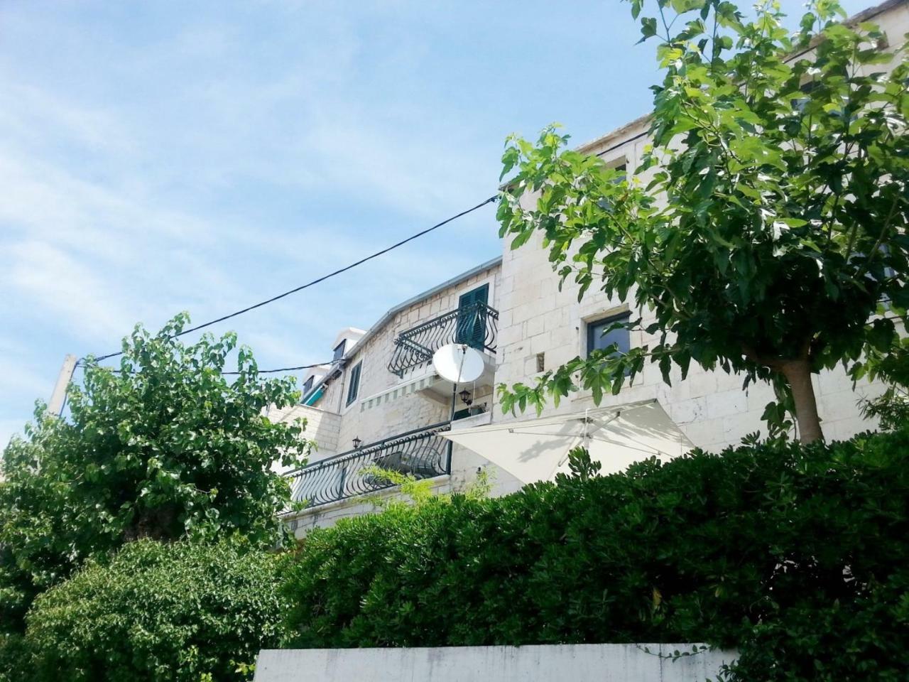 Villa Nikola Brela Eksteriør bilde